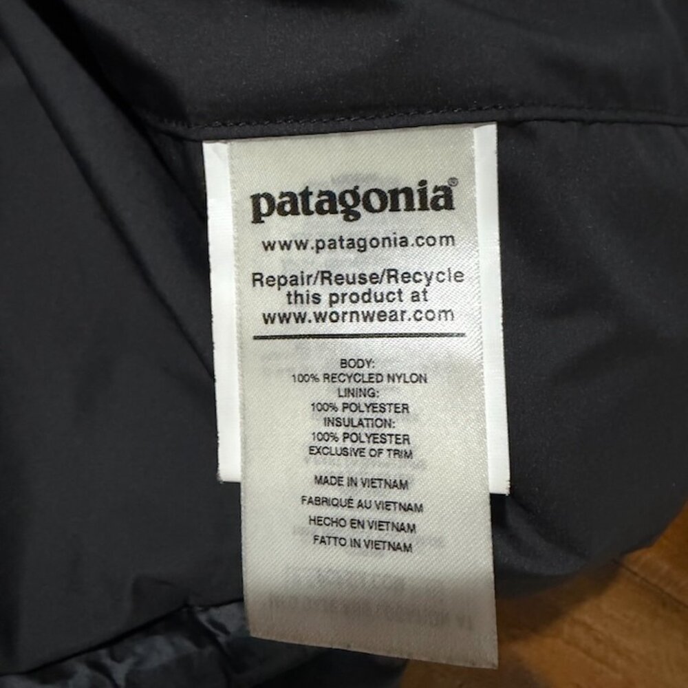 Women's Patagonia Down Sweater Jacket - Picture 8 of 8